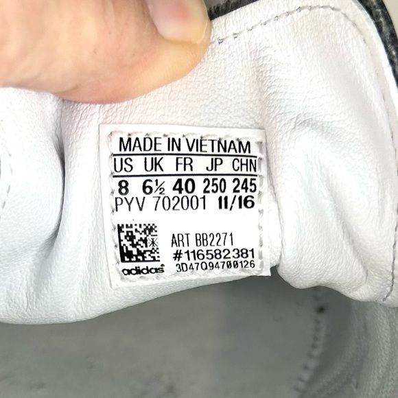 Adidas Superstar Boost “Women’s Metal Pack” | 8 - Picture 5 of 10